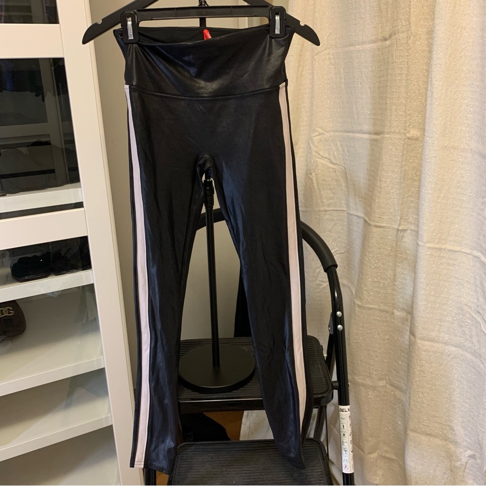 SPANX Black Leggings with Red Tag